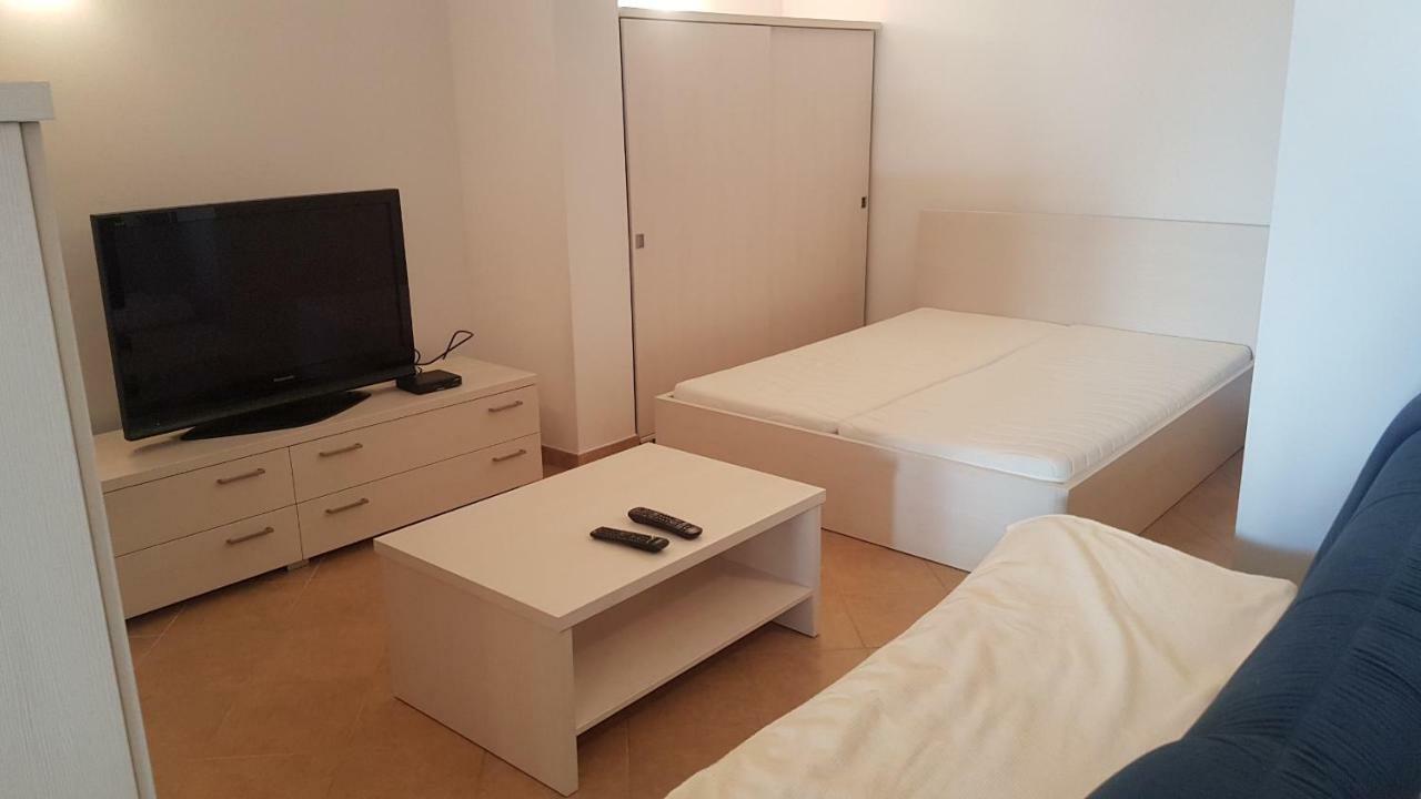 Apartment Katarina Crveni Vrh Dış mekan fotoğraf