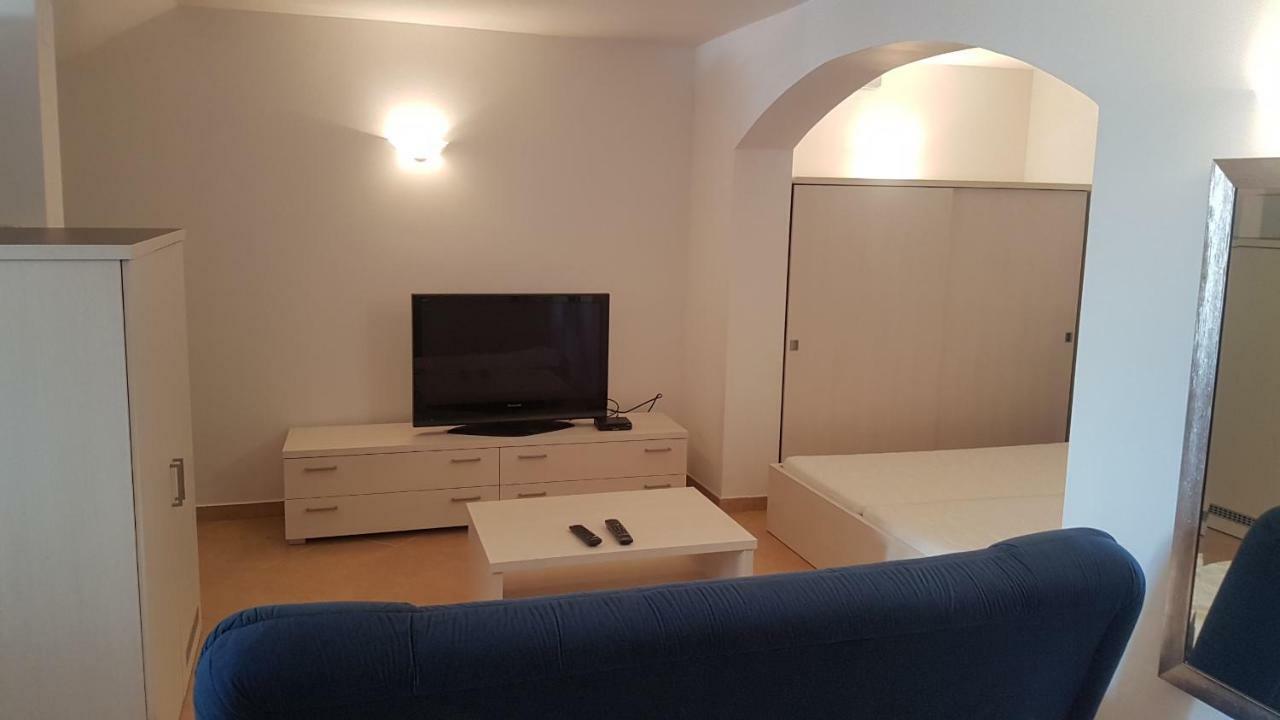 Apartment Katarina Crveni Vrh Dış mekan fotoğraf