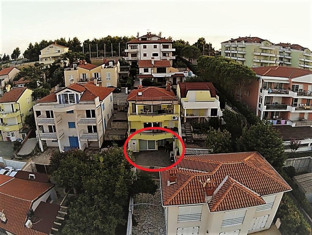 Apartment Katarina Crveni Vrh Dış mekan fotoğraf